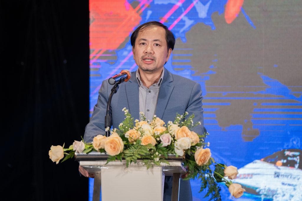 Doanh Nghiệp Trẻ