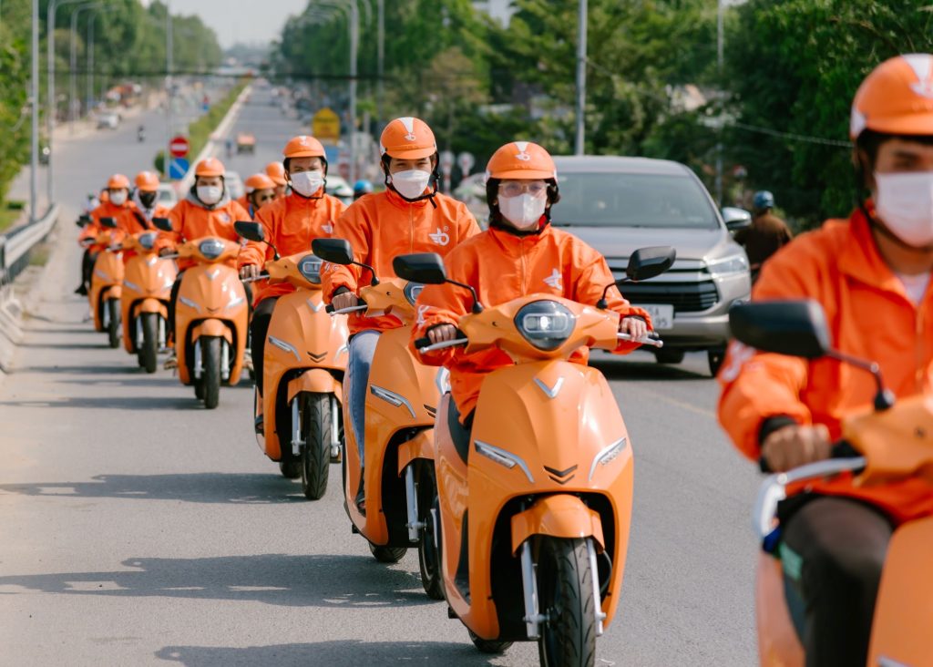 Doanh Nghiệp Trẻ