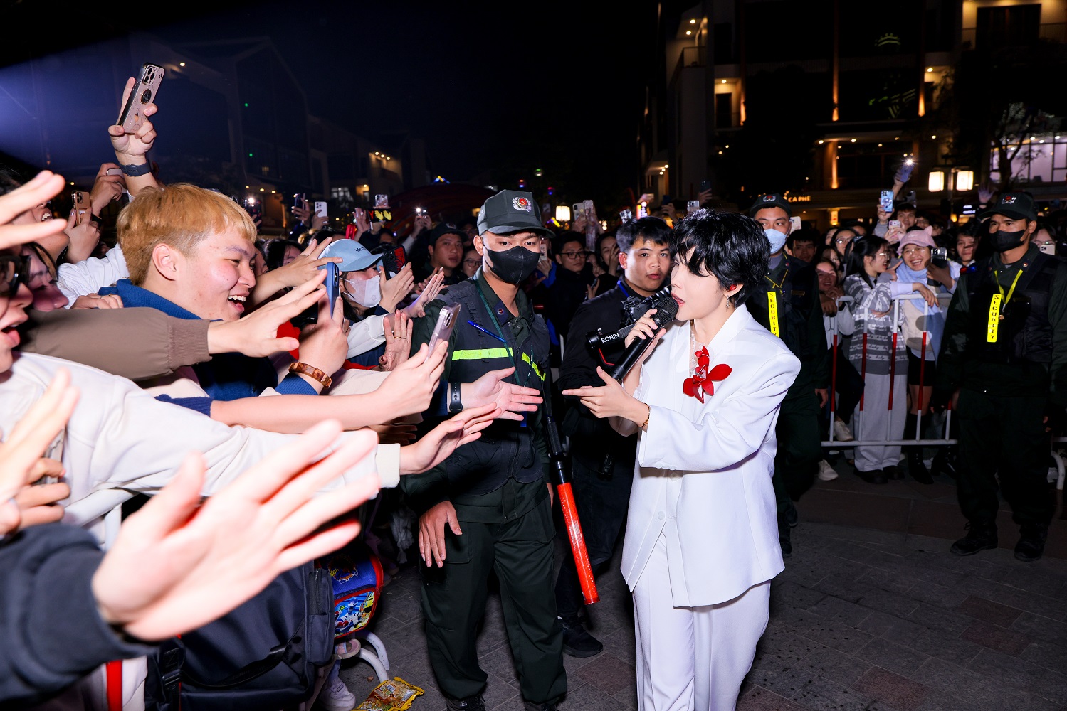 Doanh Nghiệp Trẻ