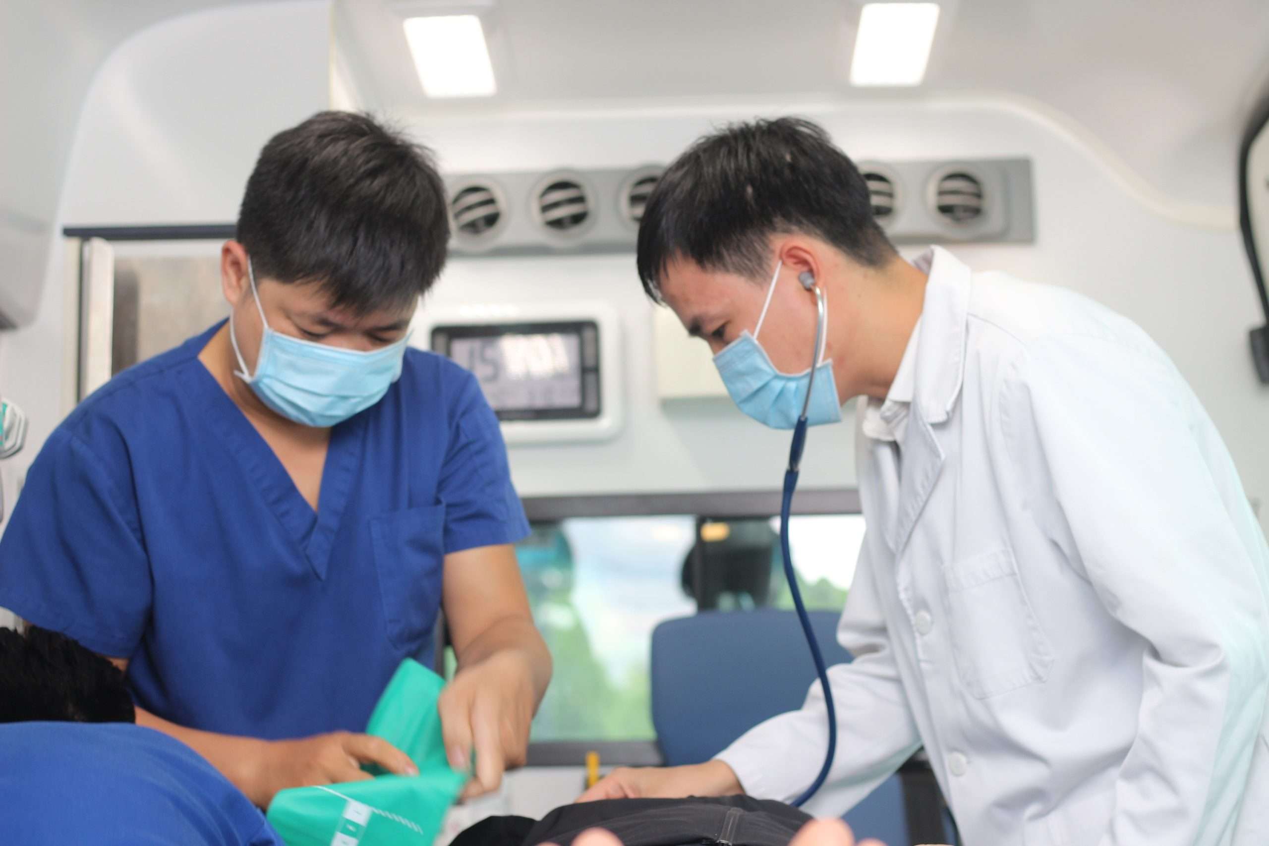 Doanh Nghiệp Trẻ