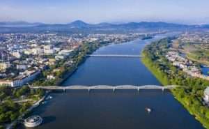 Doanh Nghiệp Trẻ