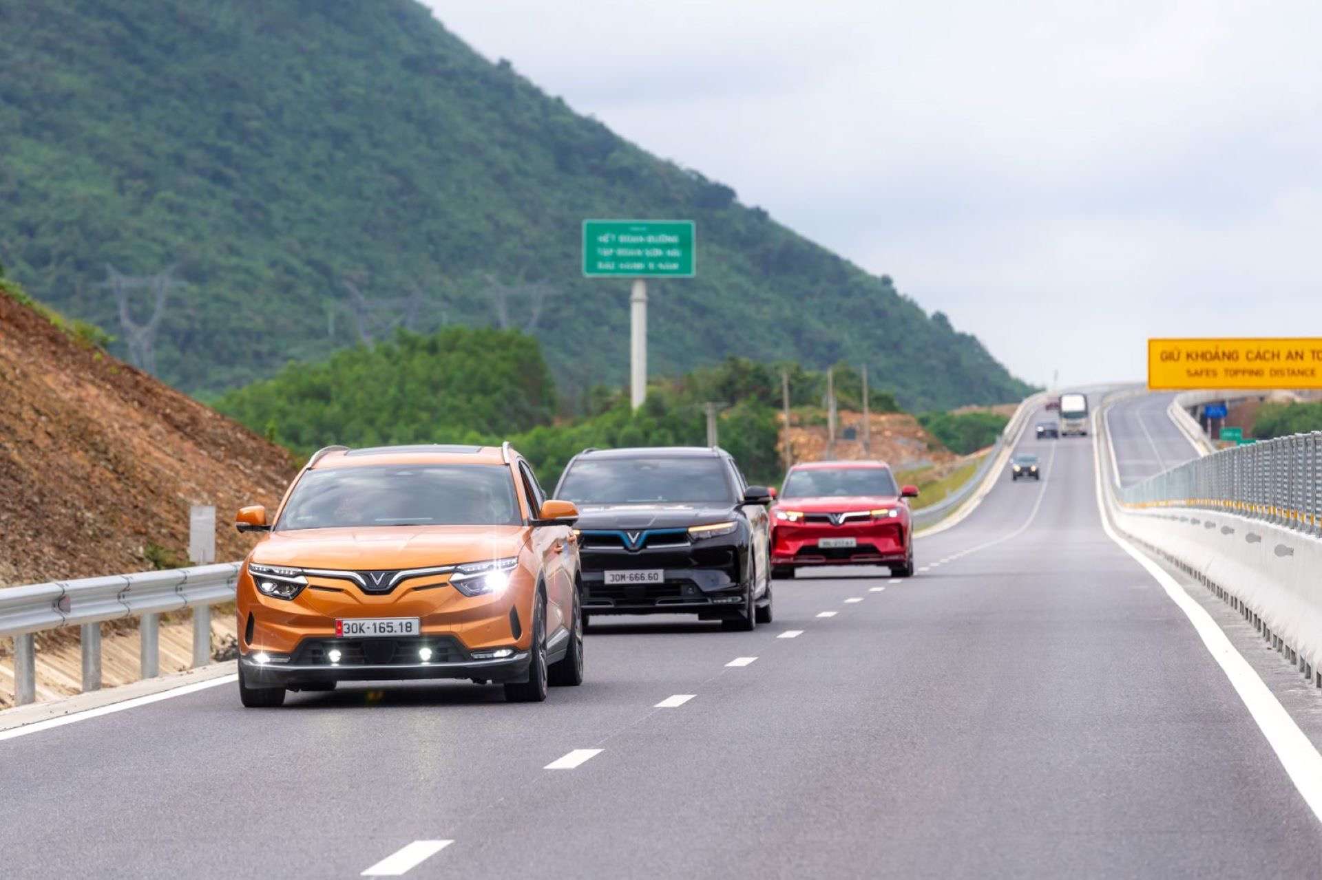 Doanh Nghiệp Trẻ Doanh Nghiệp Trẻ