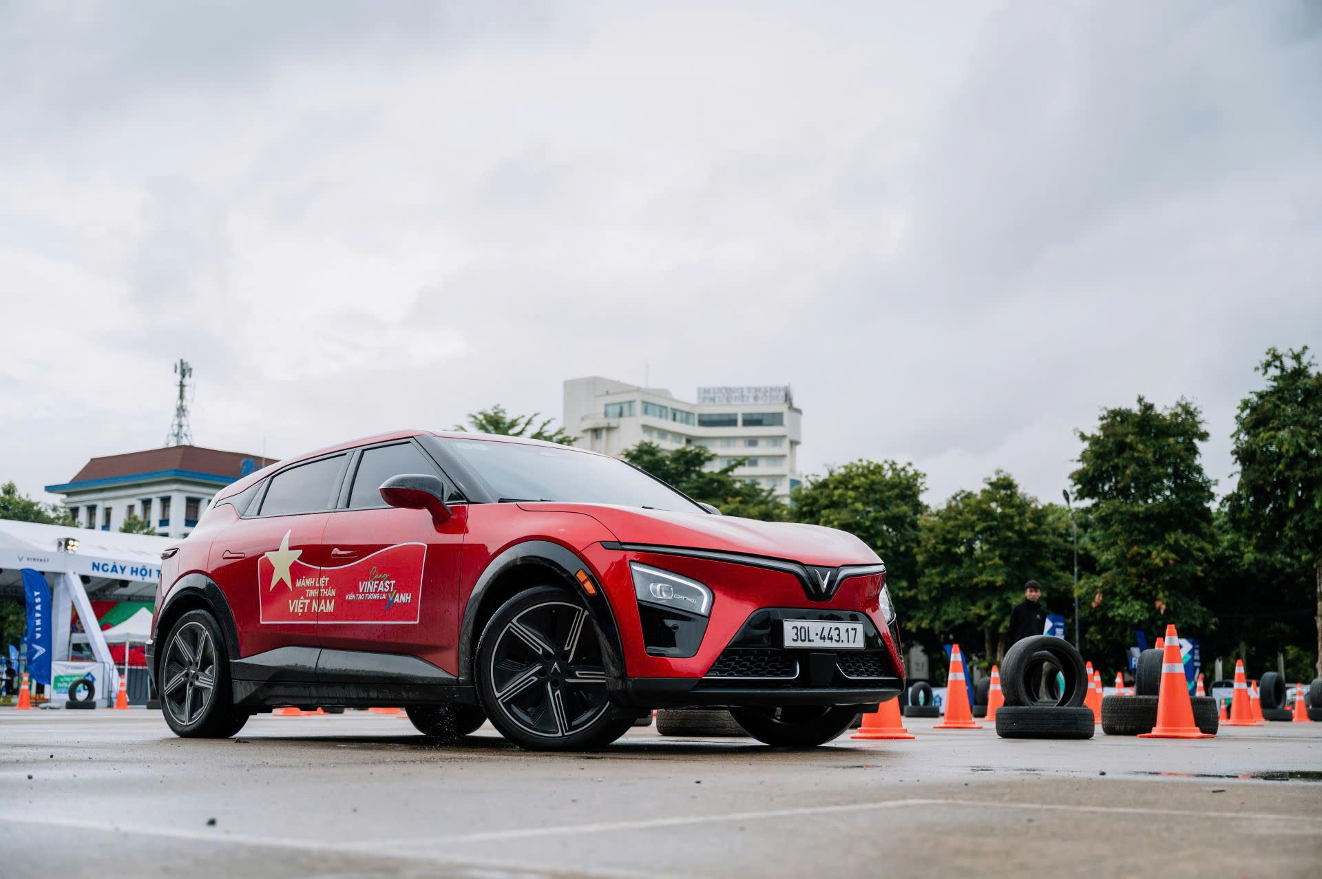 Doanh Nghiệp Trẻ