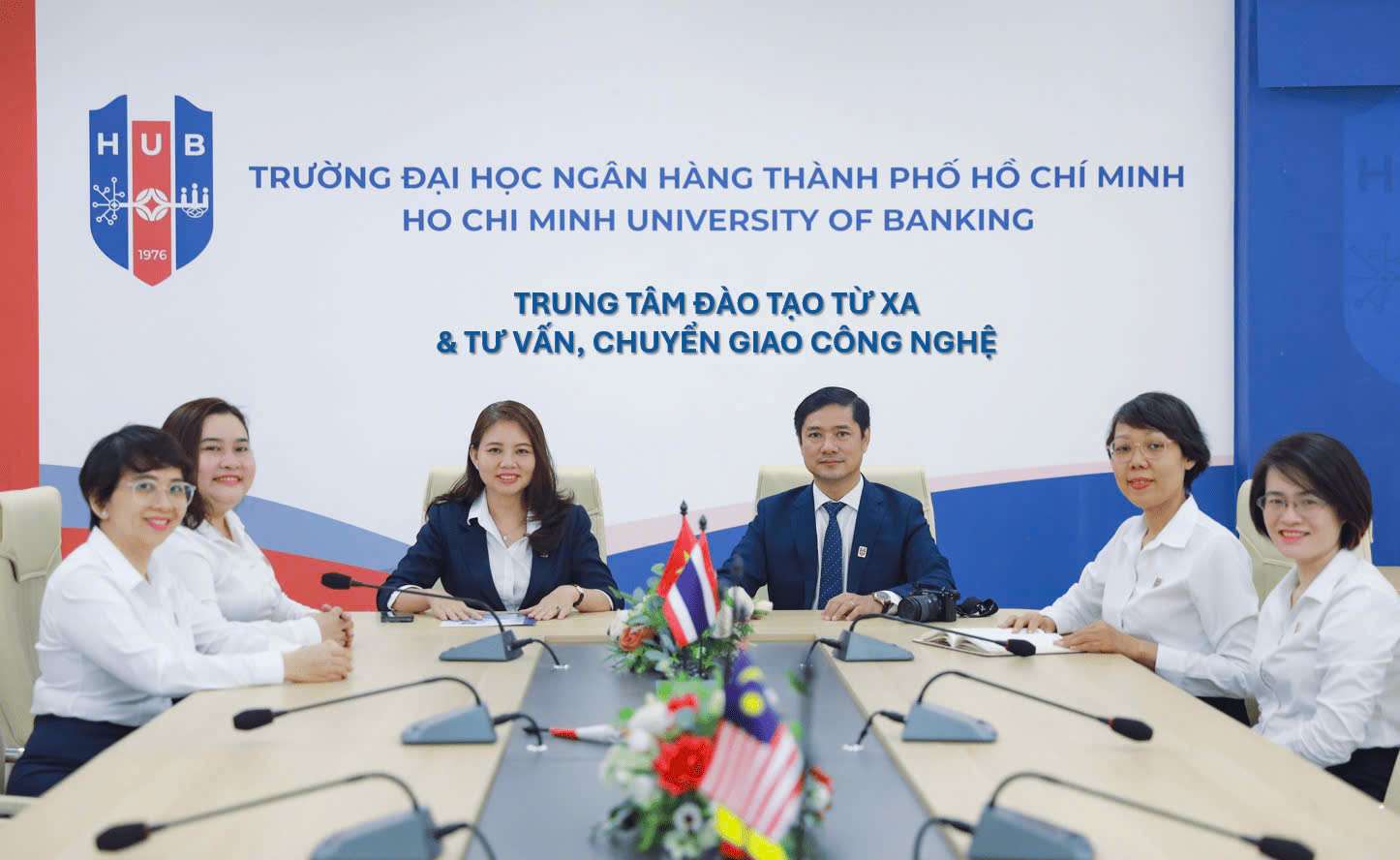 Doanh Nghiệp Trẻ